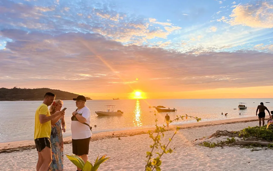 Sunset dining beside the sea at Banana Sea Club